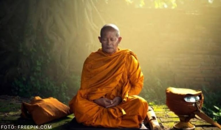 Zen dan Meditasi Menggali Kedamaian dalam Buddhisme Zen
